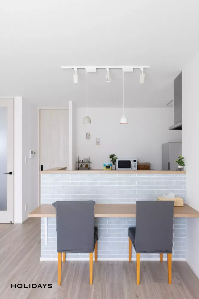 プライベートな中庭で四季を感じる二世帯住宅