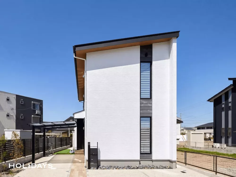 ホワイト×木目が美しい全館空調ハウス