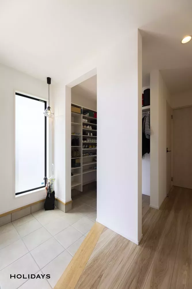 ホワイト×木目が美しい全館空調ハウス