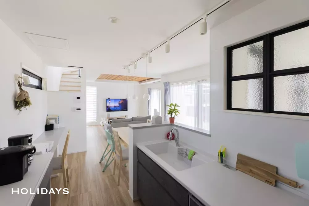 ホワイト×木目が美しい全館空調ハウス