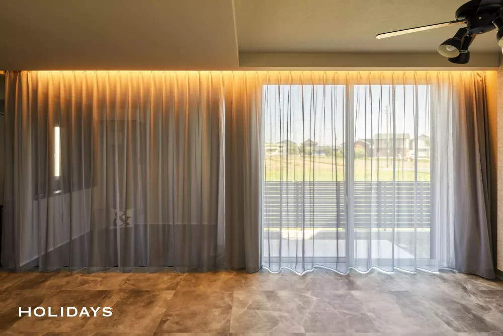 ホテルライクとモダンを掛け合わせた、ダークトーンの落ち着いた家