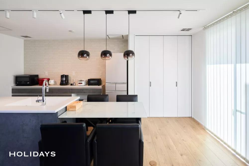 テレビ裏のヌックが遊び心をくすぐる全館空調の家