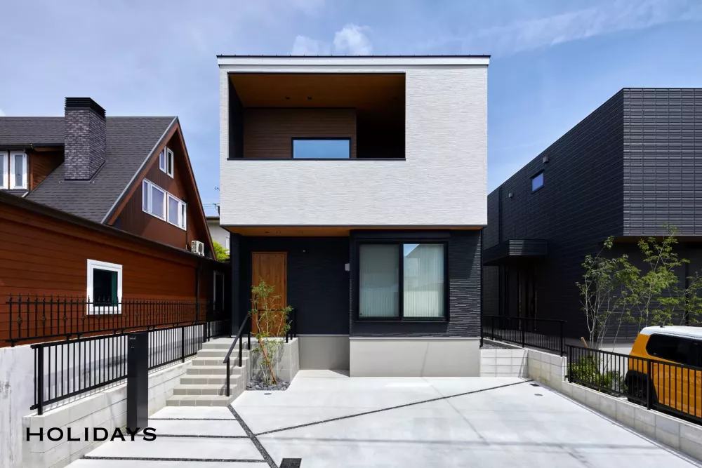 全館空調で玄関土間とリビングが繋がる開放的な住まい