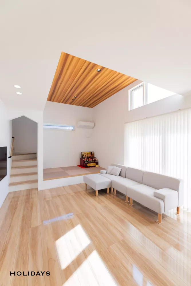 大開口の窓で開放感を演出したナチュラルモダンな家