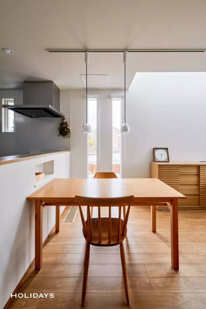 愛猫と暮らす、階段下空間を活かした北欧ナチュラルの家