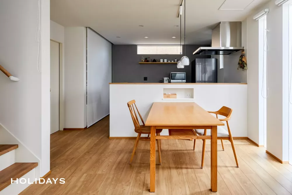 愛猫と暮らす、階段下空間を活かした北欧ナチュラルの家