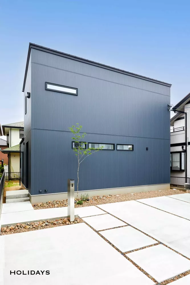 落ち着き感のあるシンプルモダンな家