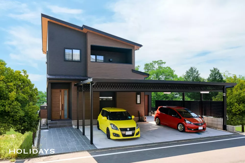 趣味の時間を楽しめる、開放的なリビングの家