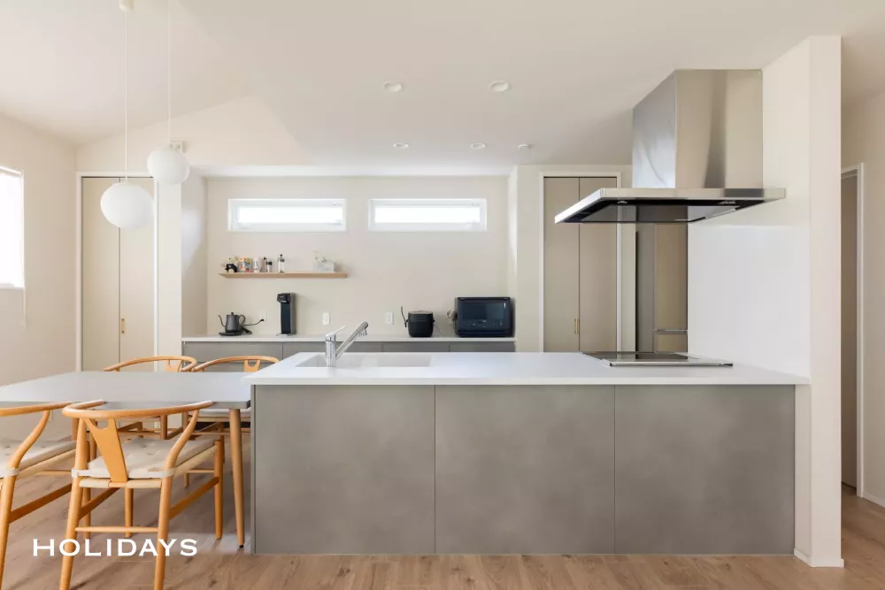 天井高で空間をゆるやかに分けたナチュラルハウス