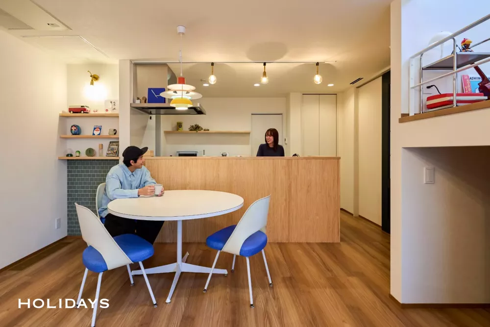 お気に入りの場所で過ごすレトロモダンハウス