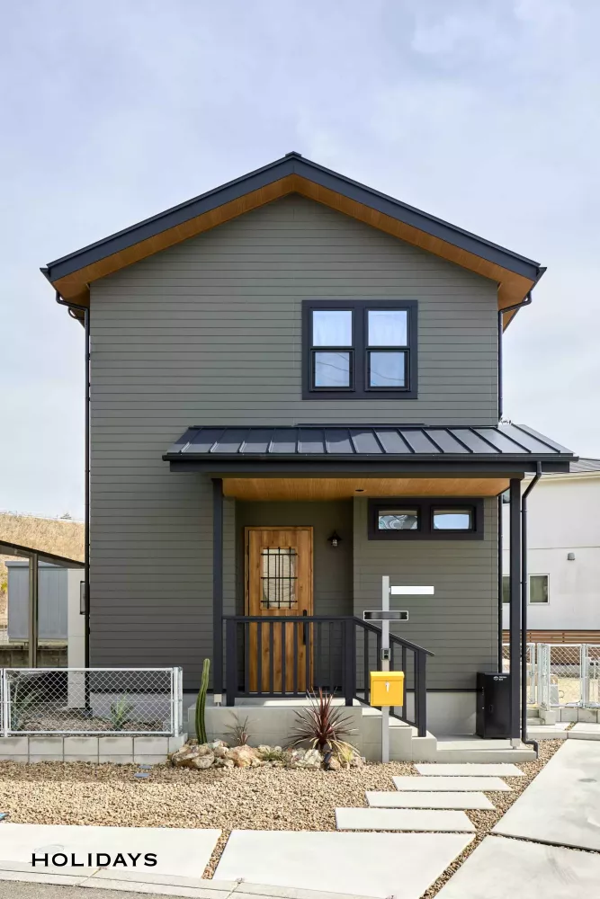 個性的なインテリアをミックスしたサーファーズスタイル