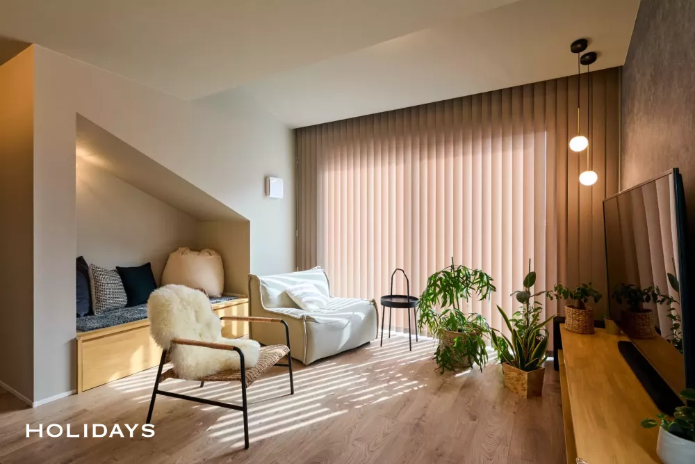 木目×無機質な素材でバランスの取れた住まい