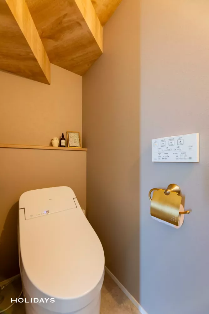 オークと真鍮で紡ぐ、優しい時間