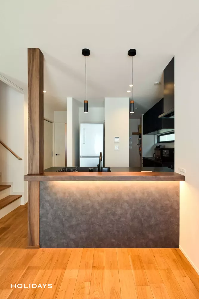 畳に癒される、陰影が美しいモダンな家