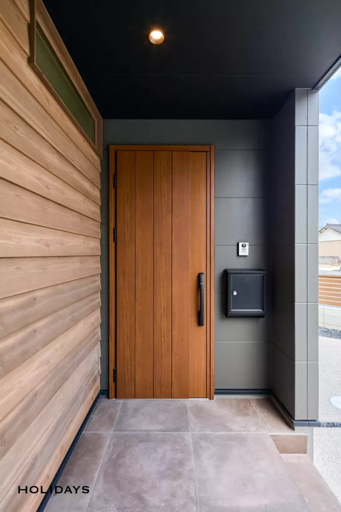 視線を気にせず寛ぐインナーバルコニーのある暮らし