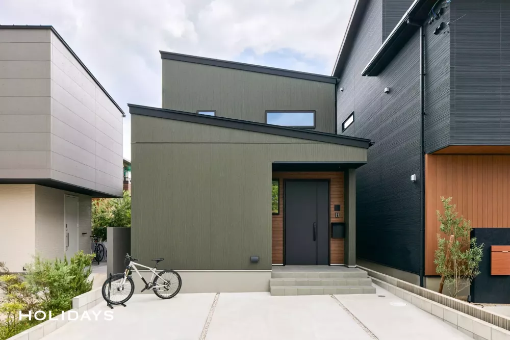 趣味に染まる土間空間。アウトドアを愉しむ家