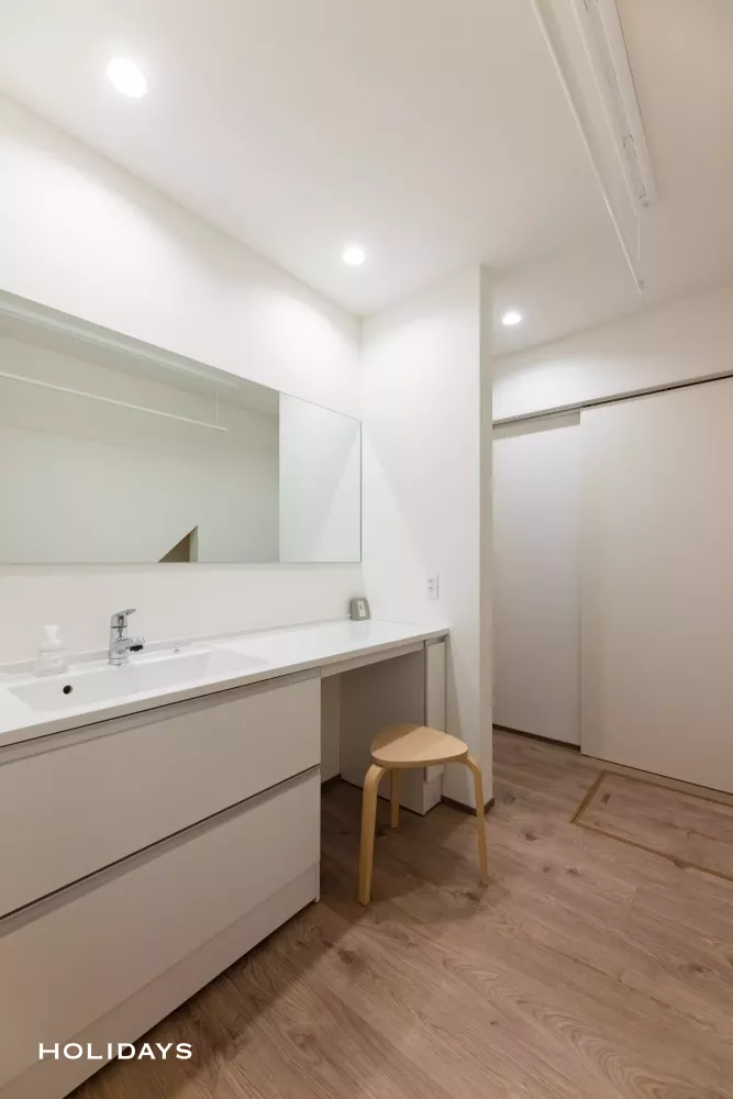 趣味に染まる土間空間。アウトドアを愉しむ家