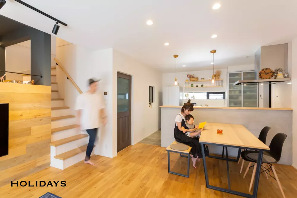 中二階のあるナチュラルテイストな家