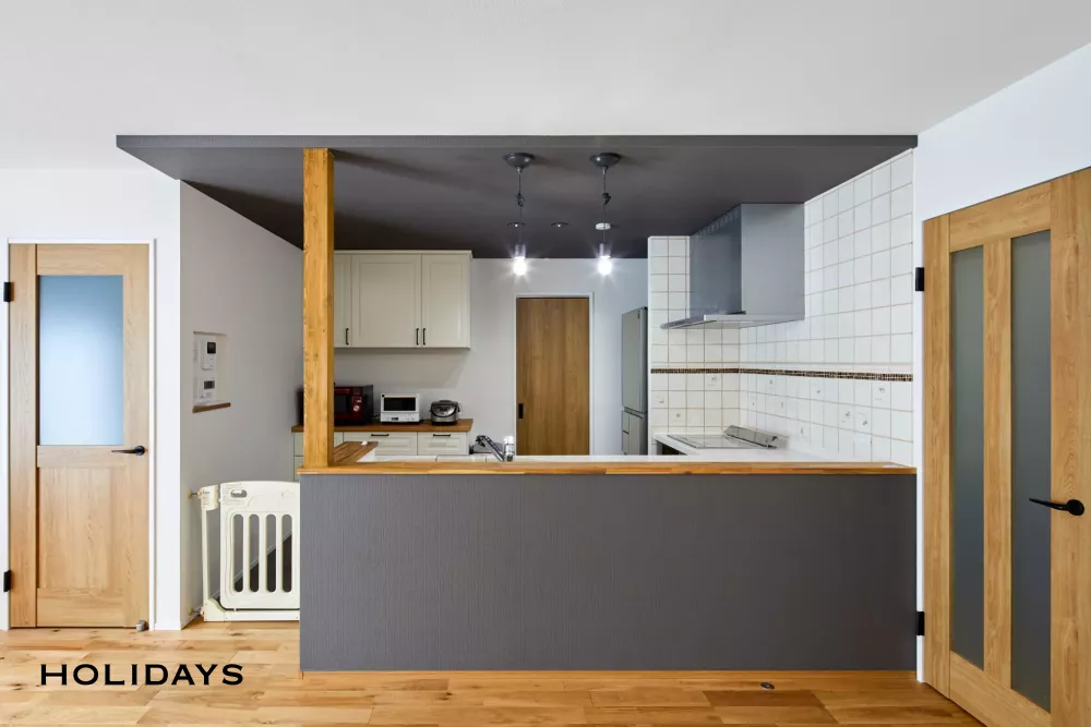 回遊性の高い間取り、ナチュラルテイストな家