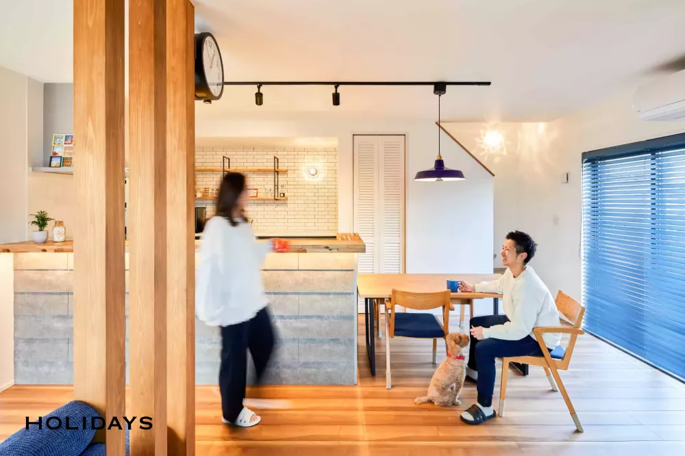 愛犬と暮らす温かみのある家