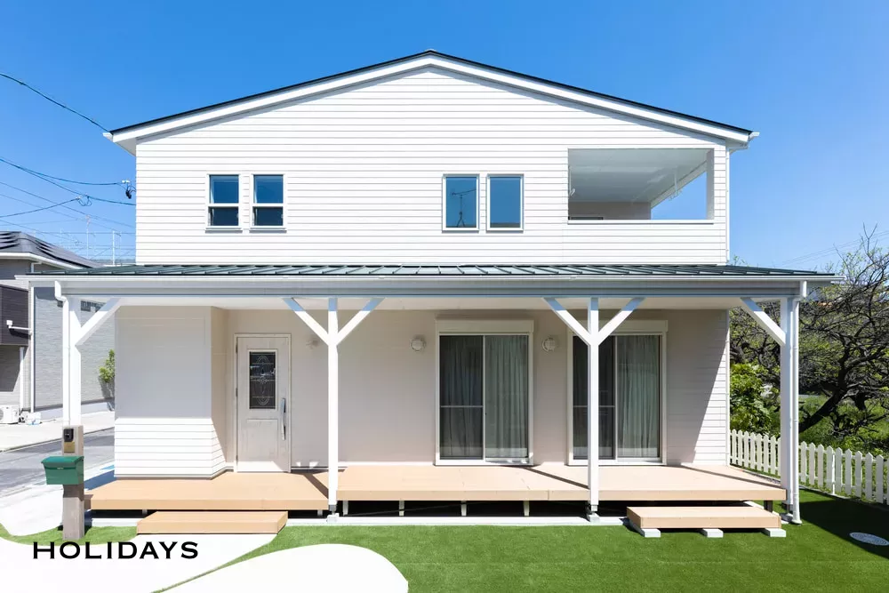 白を基調とした優しさと爽やかさを感じる家