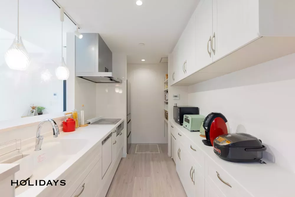 白を基調とした優しさと爽やかさを感じる家