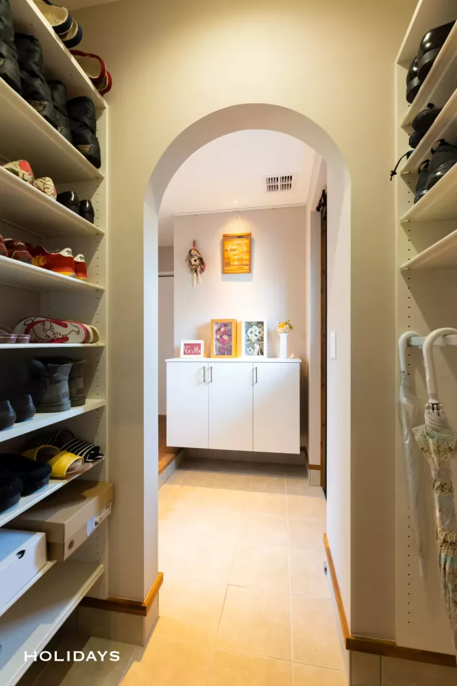 リビングイン階段が空間を繋げる住まい