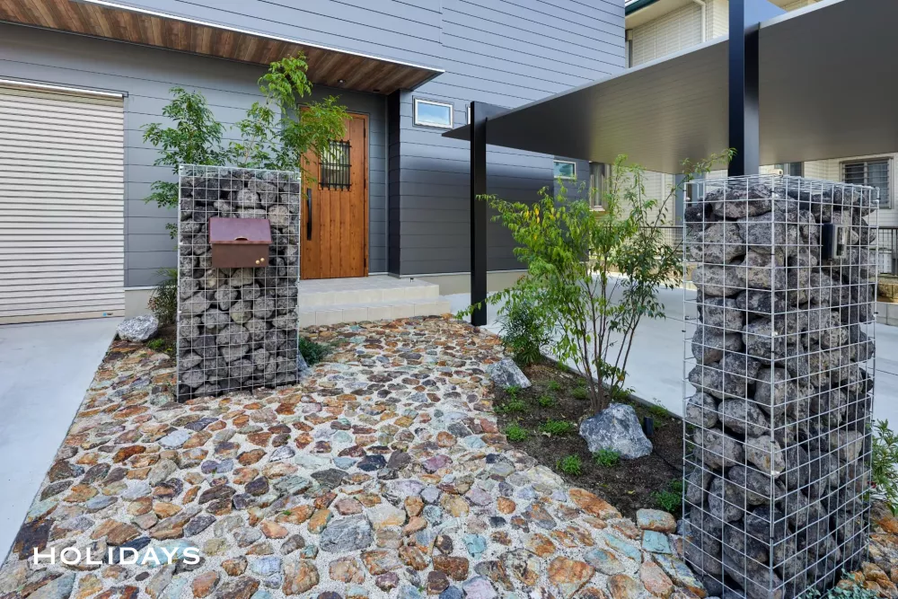 リビングイン階段が空間を繋げる住まい