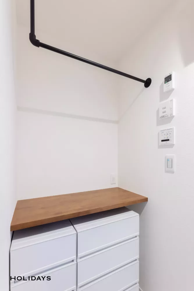 自然光に包まれたシンプルモダンな家