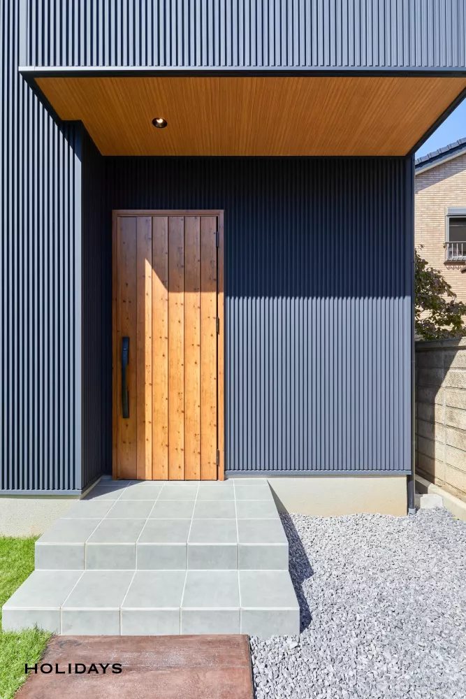 自然光に包まれたシンプルモダンな家