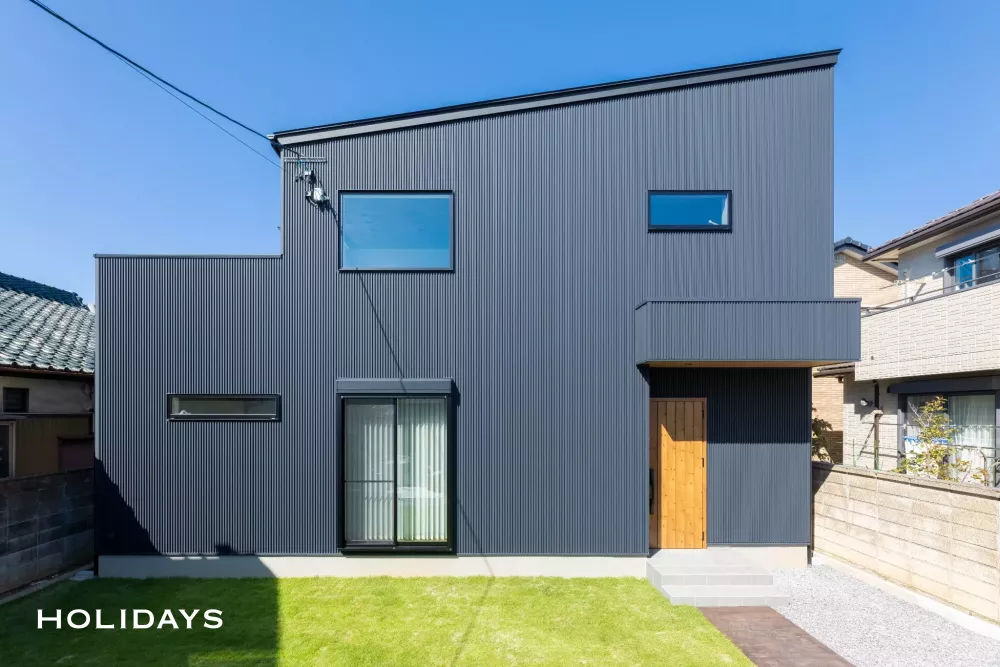 自然光に包まれたシンプルモダンな家