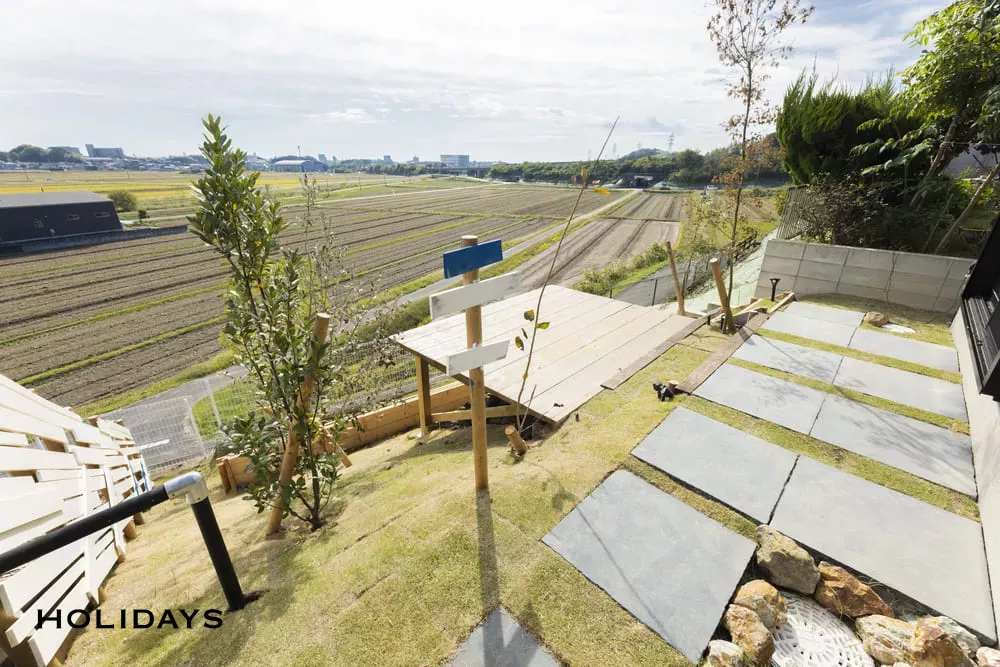 美しい自然を愉しむシンプルモダンな家