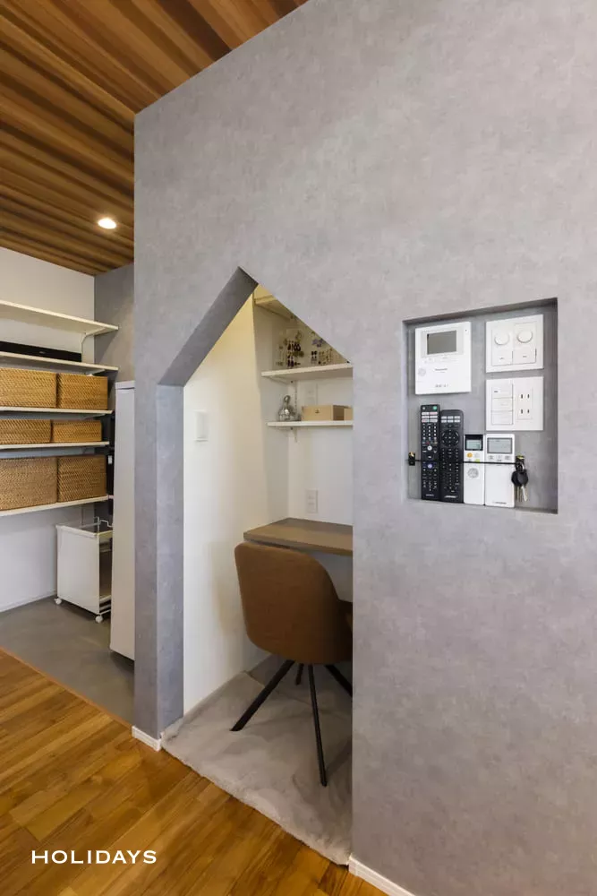 空間を活用したカフェ風デザインの平屋