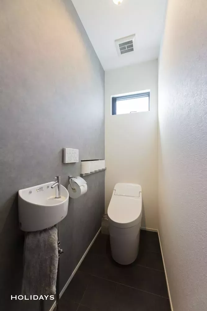 空間を活用したカフェ風デザインの平屋