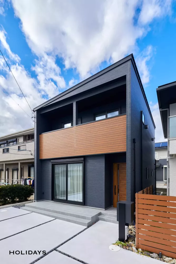 木のぬくもりが心地よい落ち着きのある家