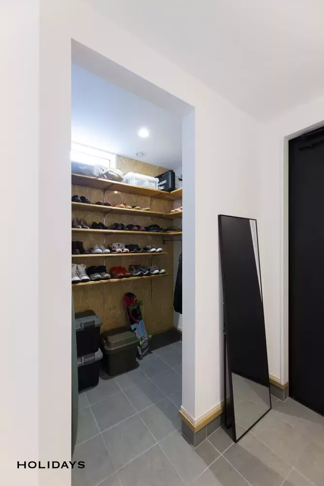 中庭+吹き抜けのある大人カジュアルな住まい