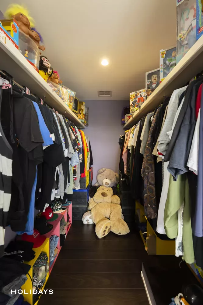 木調の温かみ感じるアメリカンヴィンテージハウス