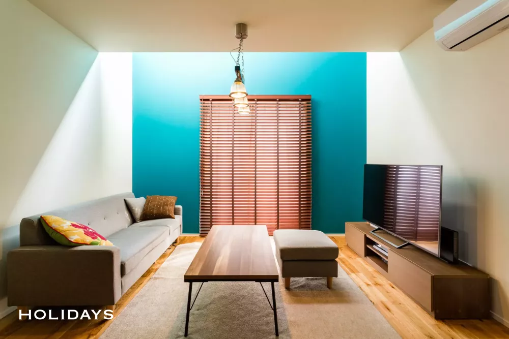 バイクガレージのある趣味を詰め込んだ家